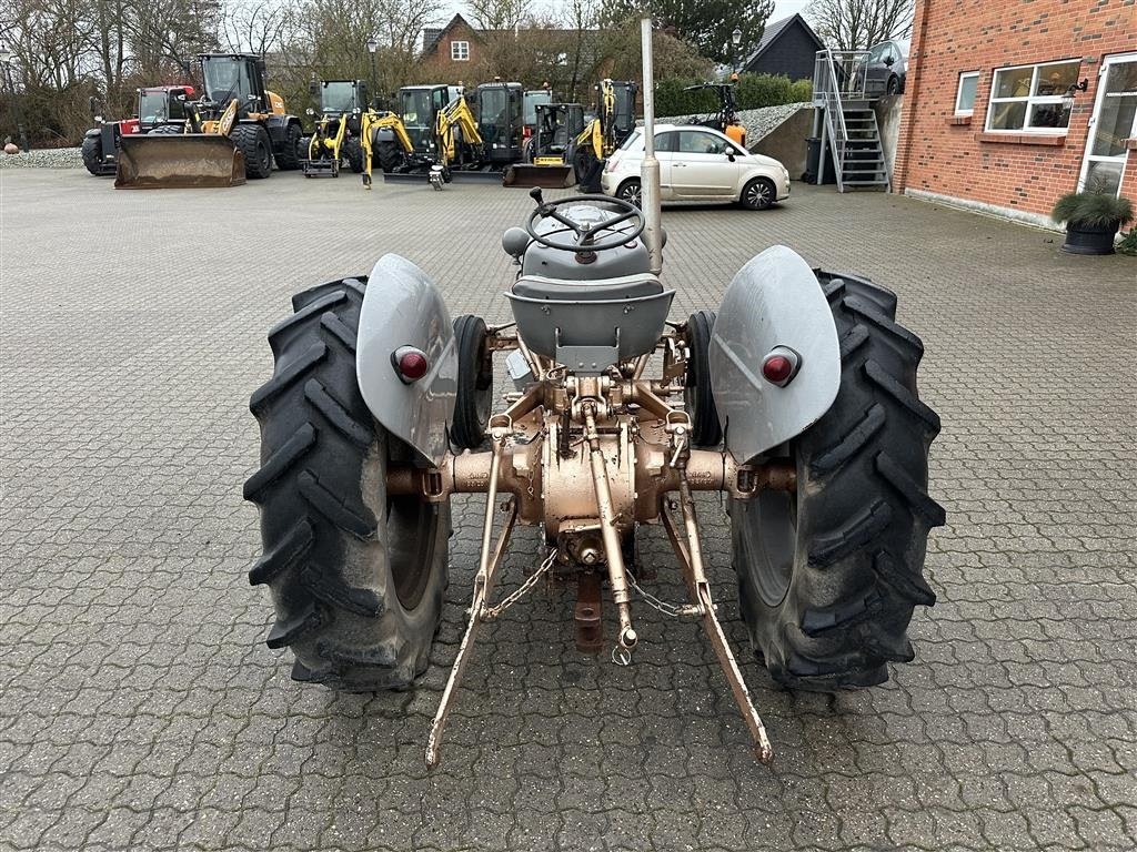 Traktor типа Massey Ferguson 35, Gebrauchtmaschine в Gjerlev J. (Фотография 6)