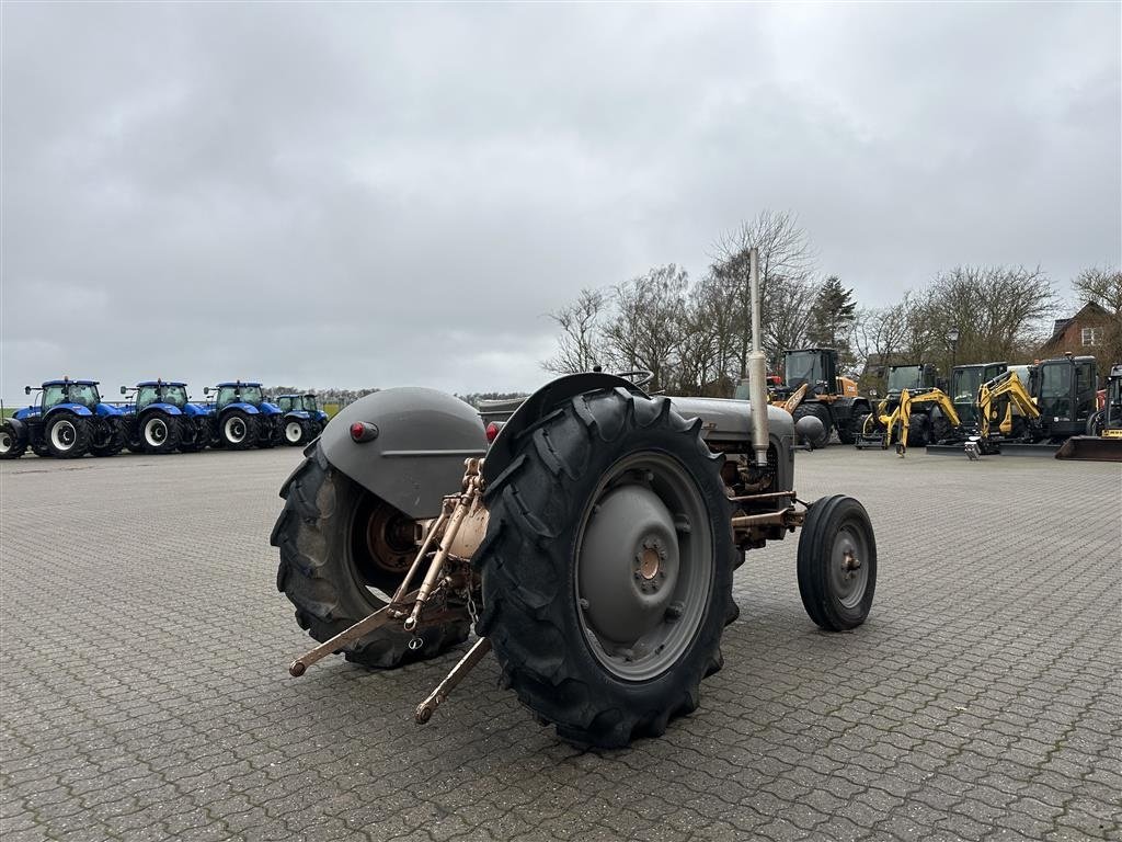 Traktor типа Massey Ferguson 35, Gebrauchtmaschine в Gjerlev J. (Фотография 5)