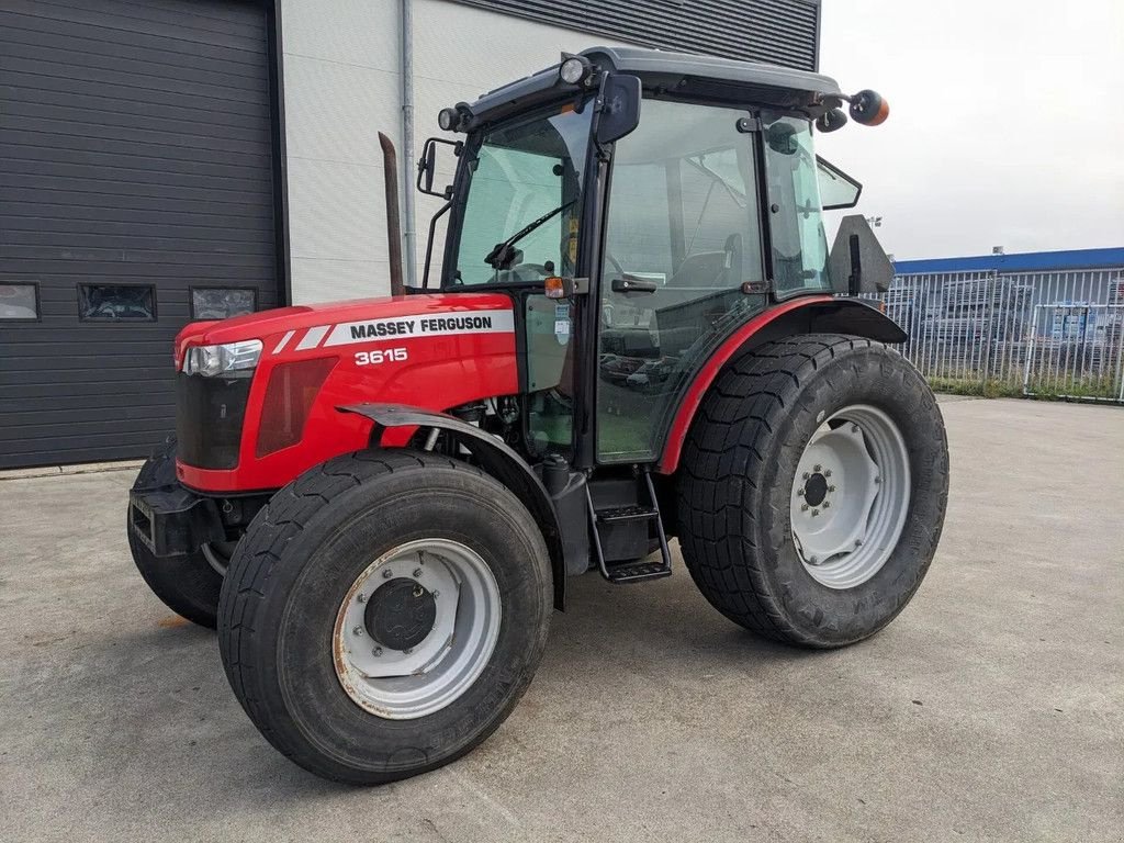 Traktor van het type Massey Ferguson 3615 3615, Gebrauchtmaschine in Groningen (Foto 1)