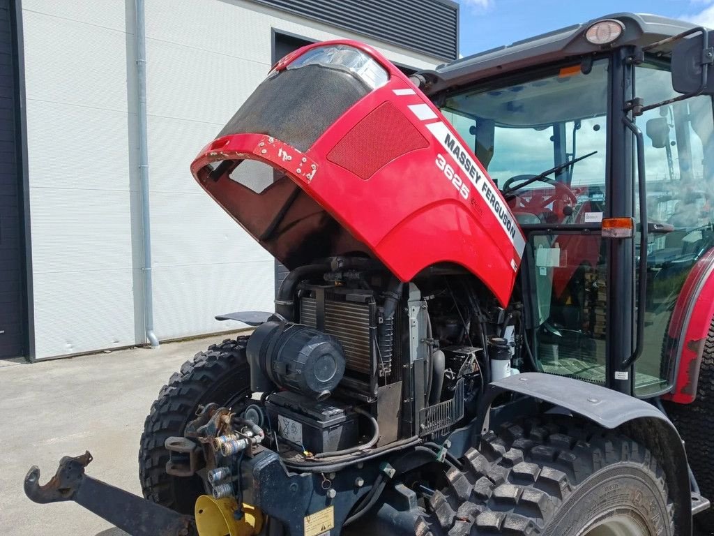 Traktor del tipo Massey Ferguson 3625, Gebrauchtmaschine en Groningen (Imagen 4)