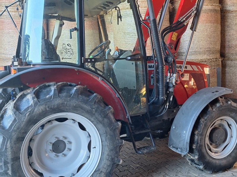 Traktor des Typs Massey Ferguson 3630, Gebrauchtmaschine in Deggendorf (Bild 1)