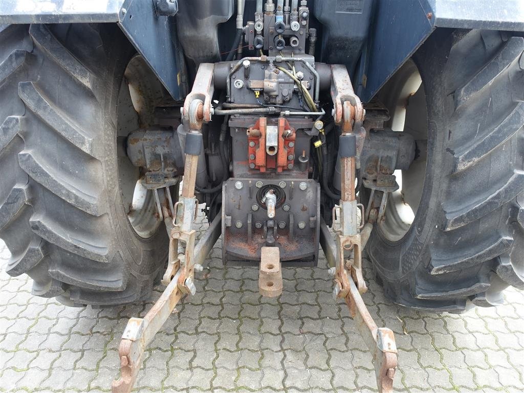 Traktor of the type Massey Ferguson 3635 4 WD, Gebrauchtmaschine in Skive (Picture 7)