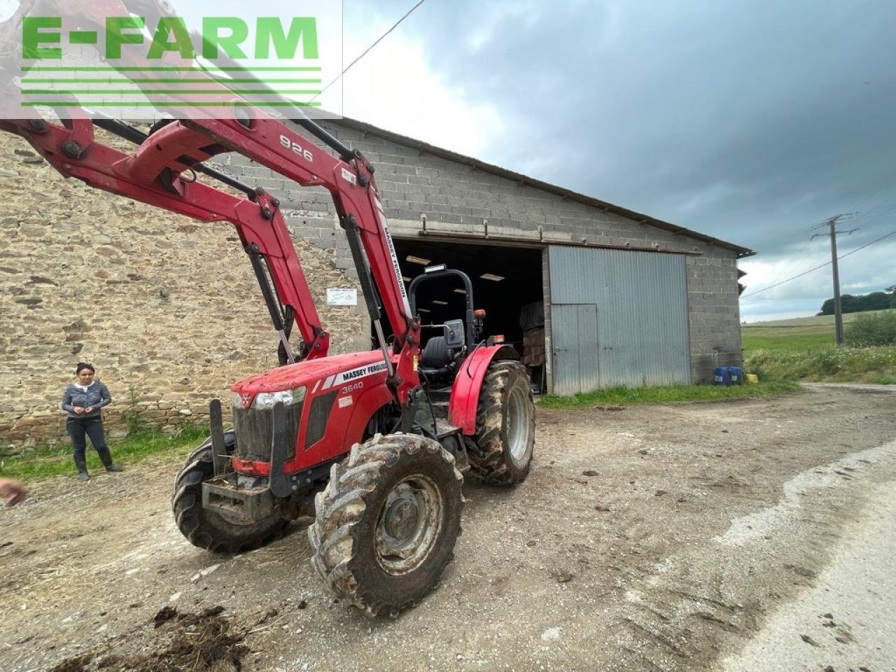 Traktor Türe ait Massey Ferguson 3640 . depot vente au 06.44.36.66.23, Gebrauchtmaschine içinde Ytrac (resim 2)