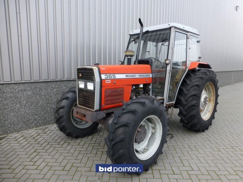 Traktor del tipo Massey Ferguson 365 4WD, Gebrauchtmaschine en Deurne (Imagen 1)