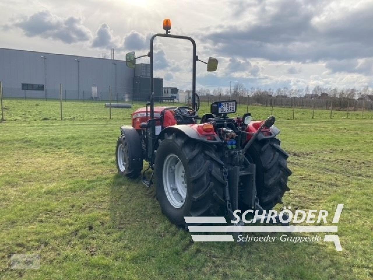 Traktor del tipo Massey Ferguson 3708 GE PLATTFORM ESSENTIAL, Gebrauchtmaschine In Ahlerstedt (Immagine 3)