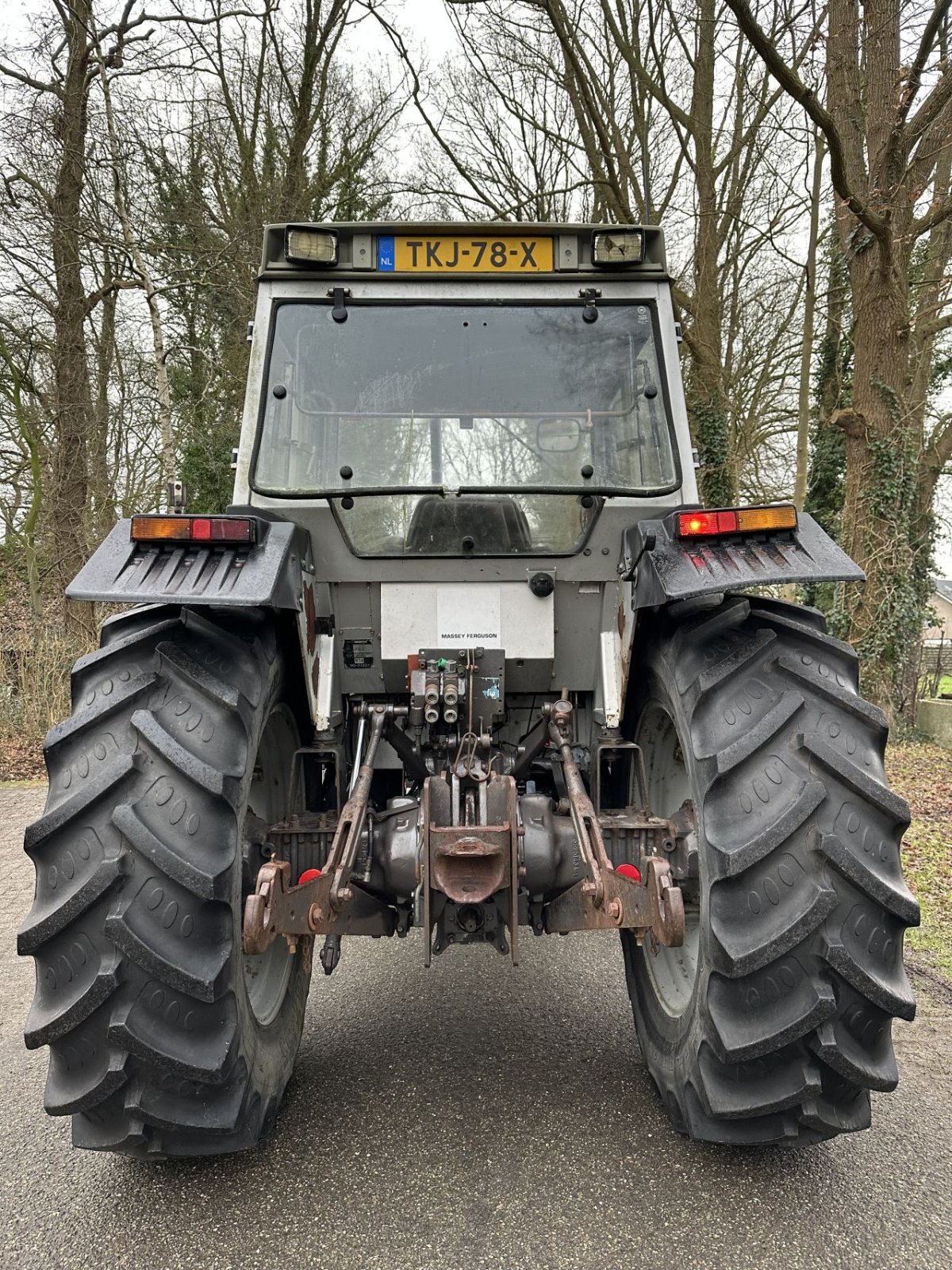 Traktor типа Massey Ferguson 375, Gebrauchtmaschine в Rossum (Фотография 4)