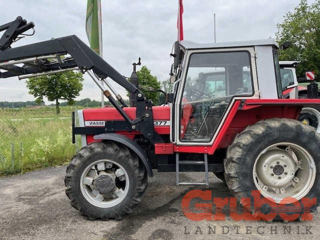 Traktor typu Massey Ferguson 377 A, Gebrauchtmaschine w Ampfing (Zdjęcie 2)