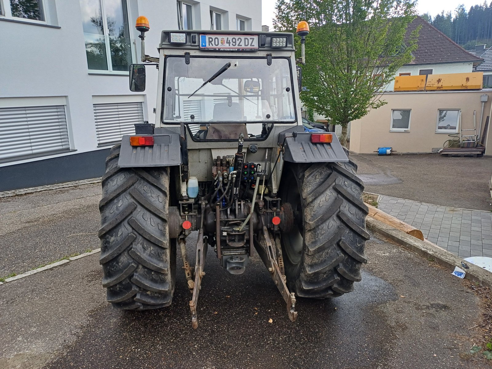 Traktor du type Massey Ferguson 382, Gebrauchtmaschine en St.Veit (Photo 3)