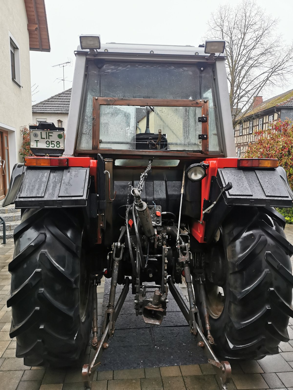 Traktor van het type Massey Ferguson 387, Gebrauchtmaschine in Bad Staffelstein (Foto 2)