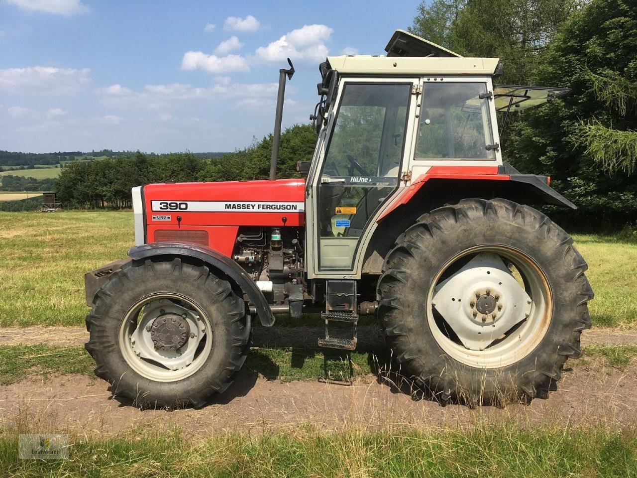 Traktor typu Massey Ferguson 390, Gebrauchtmaschine v Neuhof - Dorfborn (Obrázek 2)