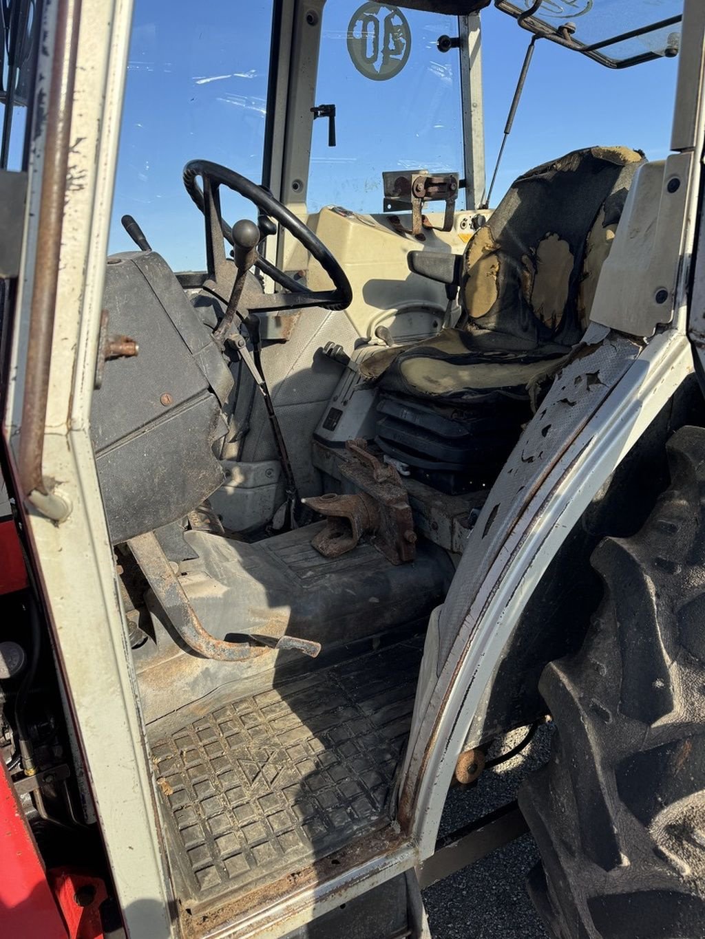 Traktor van het type Massey Ferguson 390T, Gebrauchtmaschine in Callantsoog (Foto 5)