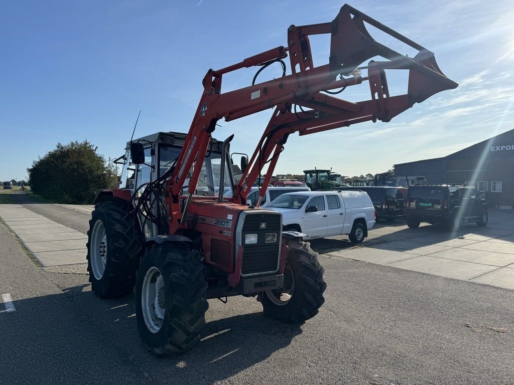 Traktor of the type Massey Ferguson 390T, Gebrauchtmaschine in Callantsoog (Picture 3)