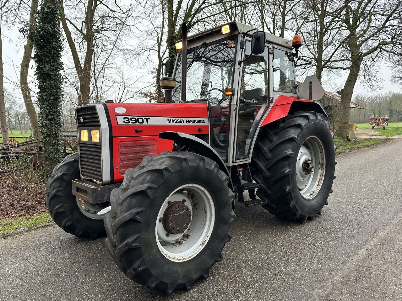 Traktor типа Massey Ferguson 390T, Gebrauchtmaschine в Rossum (Фотография 11)