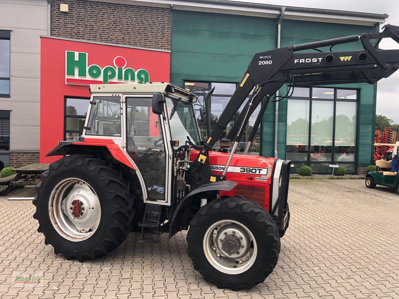 Traktor of the type Massey Ferguson 390T, Gebrauchtmaschine in Bakum (Picture 2)