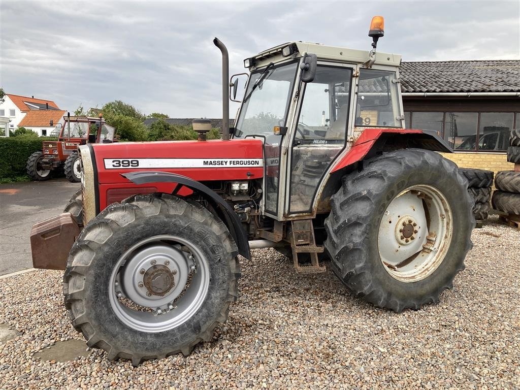 Traktor du type Massey Ferguson 399, Gebrauchtmaschine en Løkken (Photo 1)