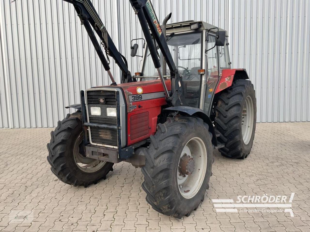 Traktor des Typs Massey Ferguson 399, Gebrauchtmaschine in Holdorf (Bild 2)