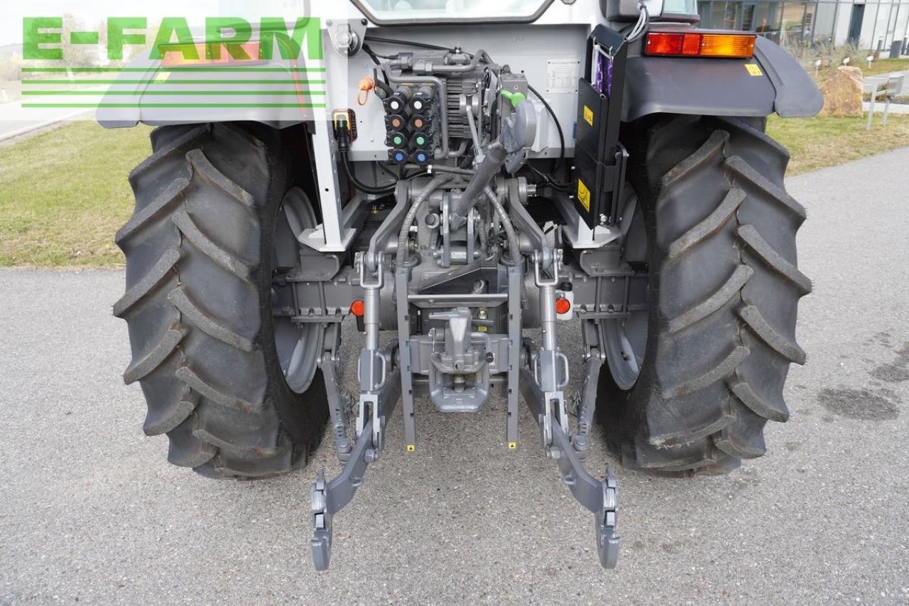 Traktor van het type Massey Ferguson 3al.105 efficient, Gebrauchtmaschine in Korneuburg (Foto 5)