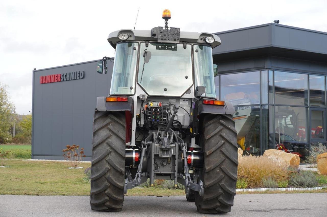 Traktor des Typs Massey Ferguson 3al.95 efficient, Gebrauchtmaschine in Korneuburg (Bild 4)