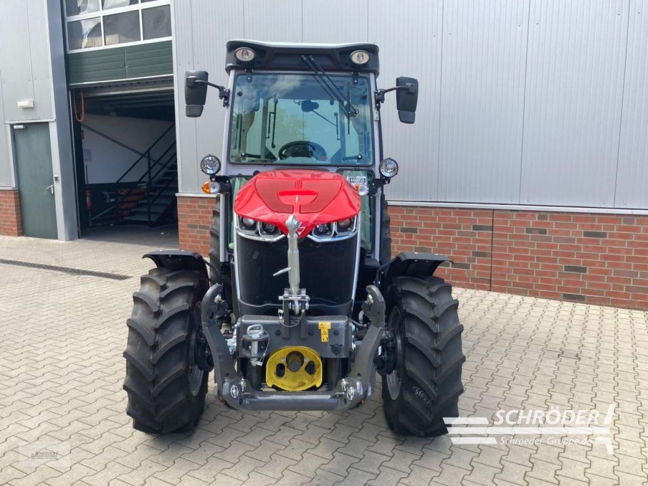 Traktor του τύπου Massey Ferguson 3FR.85 CAB EFFICIENT, Neumaschine σε Wildeshausen (Φωτογραφία 7)