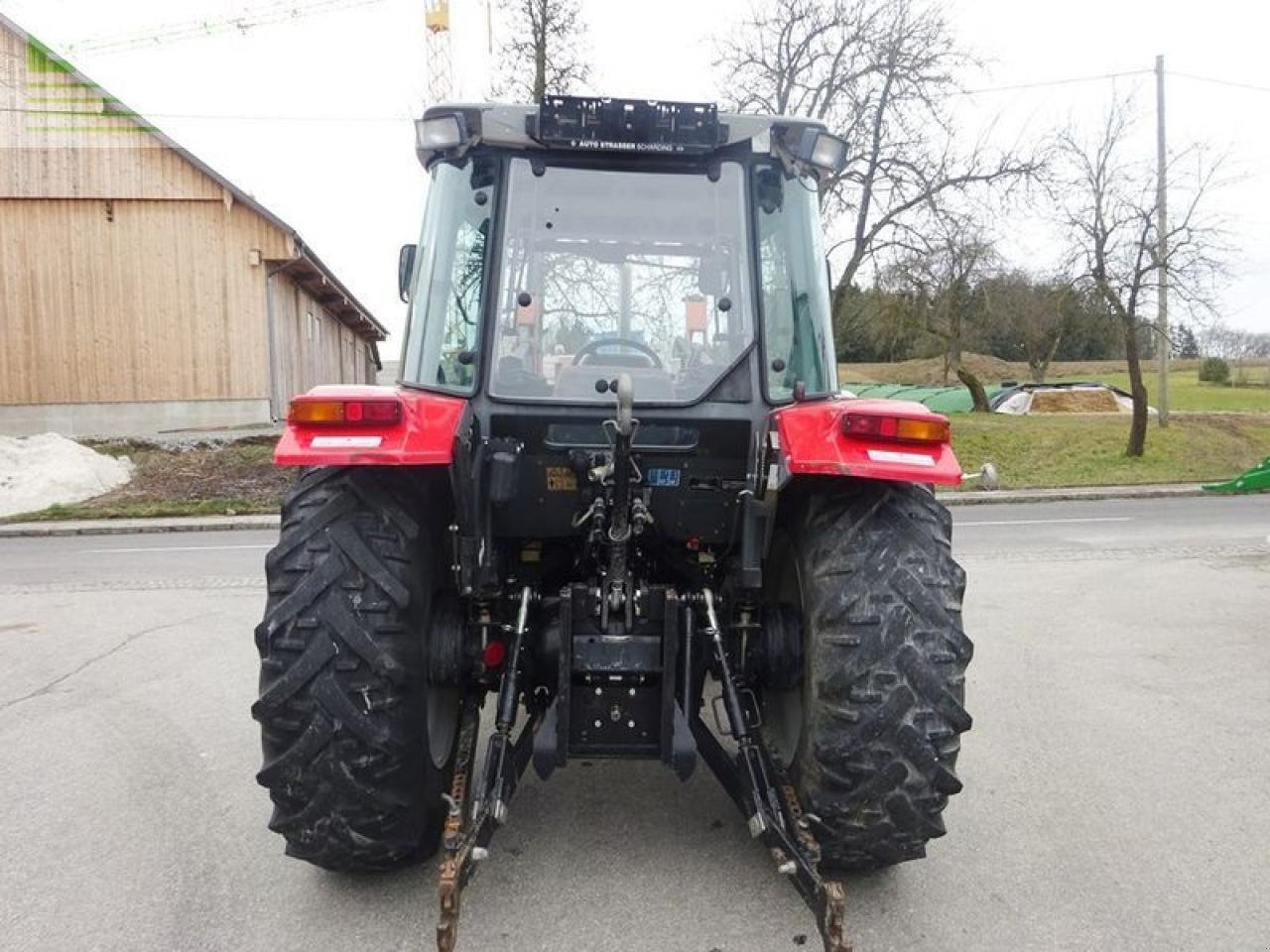 Traktor typu Massey Ferguson 4225-4 lp, Gebrauchtmaschine v SANKT MARIENKIRCHEN BEI SCHÄRDING (Obrázek 5)