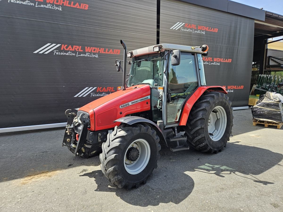 Traktor Türe ait Massey Ferguson 4225-4 LP, Gebrauchtmaschine içinde Sulzberg (resim 29)