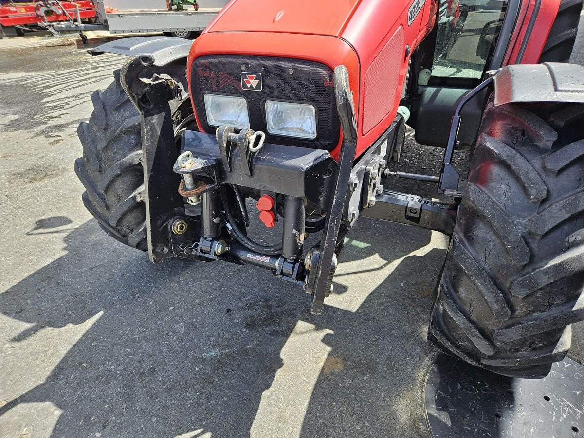 Traktor tip Massey Ferguson 4225-4 LP, Gebrauchtmaschine in Sulzberg (Poză 10)