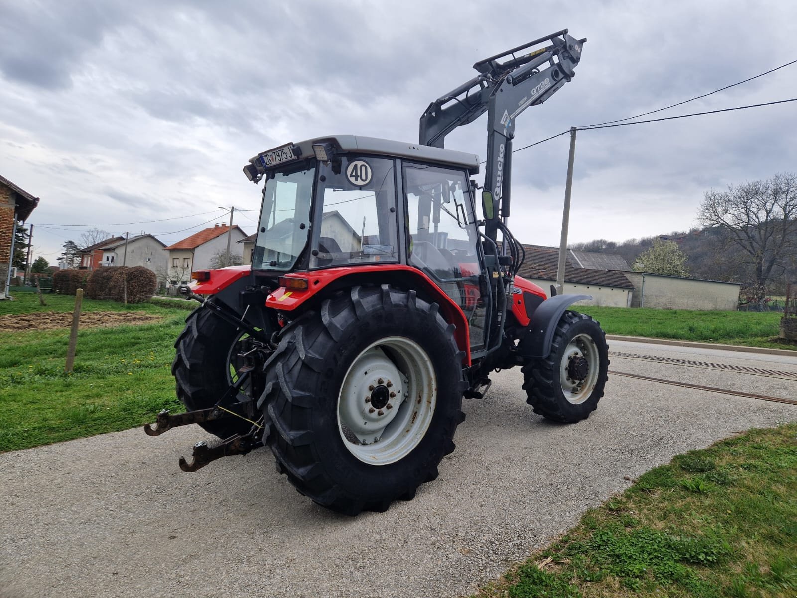 Traktor типа Massey Ferguson 4225, Gebrauchtmaschine в Sveti Ivan Zelina (Фотография 4)