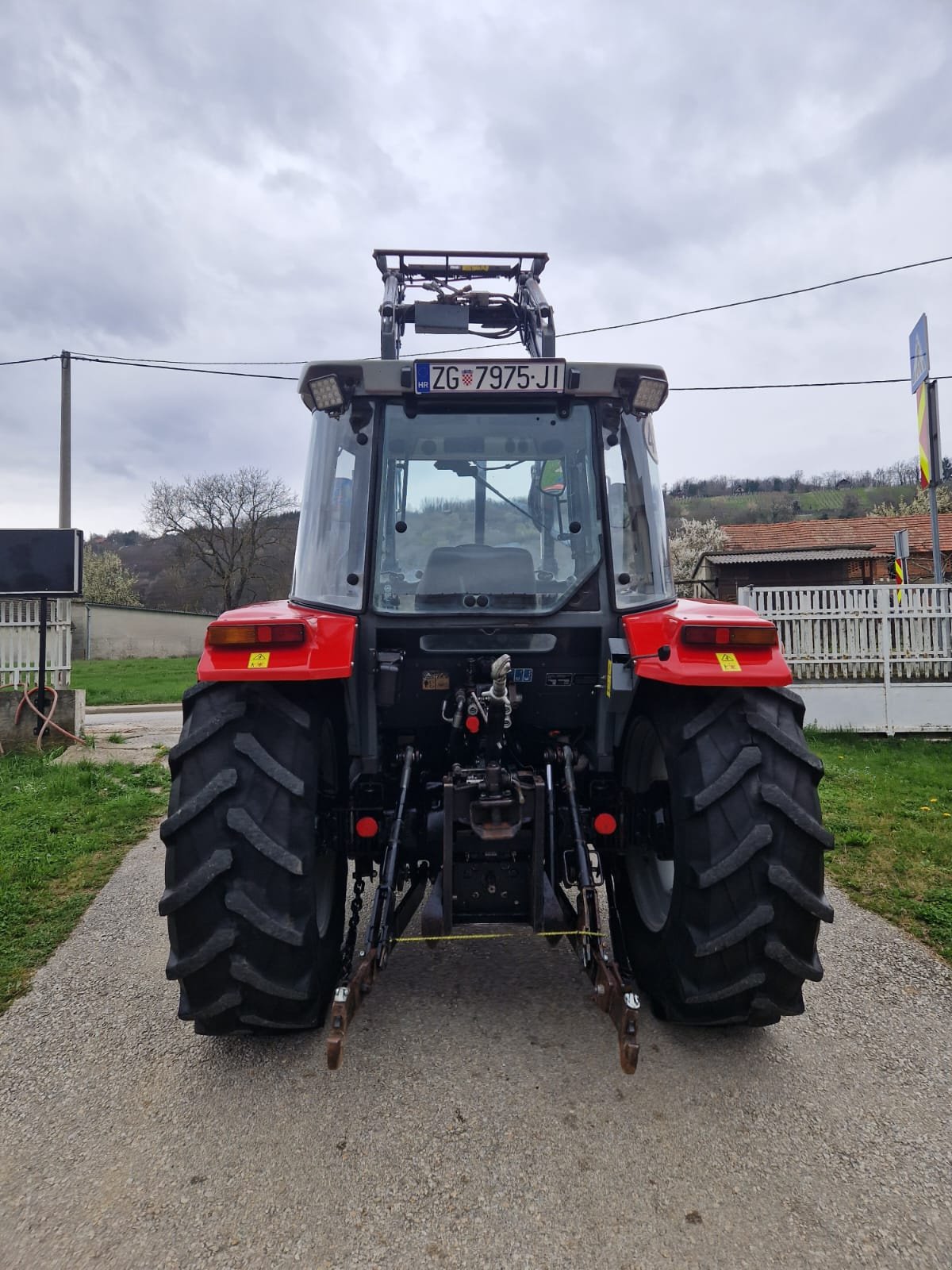 Traktor типа Massey Ferguson 4225, Gebrauchtmaschine в Sveti Ivan Zelina (Фотография 7)