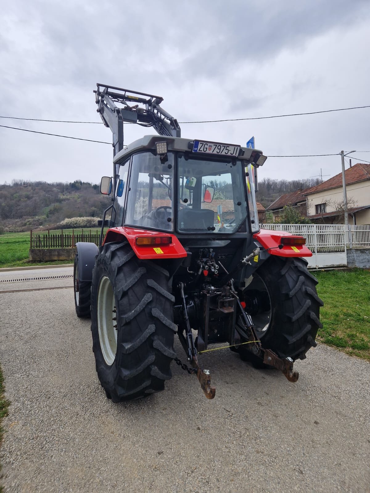 Traktor του τύπου Massey Ferguson 4225, Gebrauchtmaschine σε Sveti Ivan Zelina (Φωτογραφία 9)