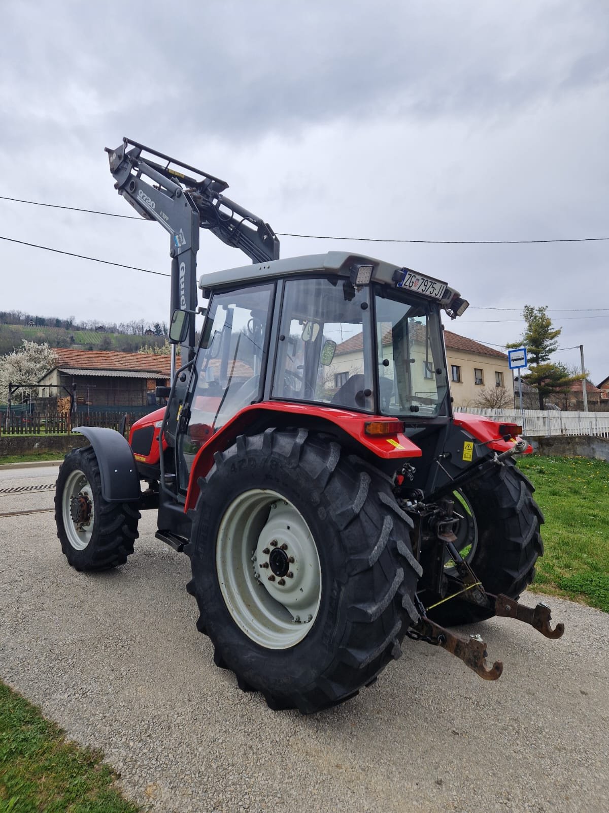 Traktor του τύπου Massey Ferguson 4225, Gebrauchtmaschine σε Sveti Ivan Zelina (Φωτογραφία 10)