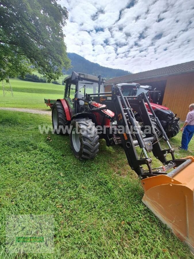 Traktor van het type Massey Ferguson 4245, Gebrauchtmaschine in Schlitters (Foto 8)