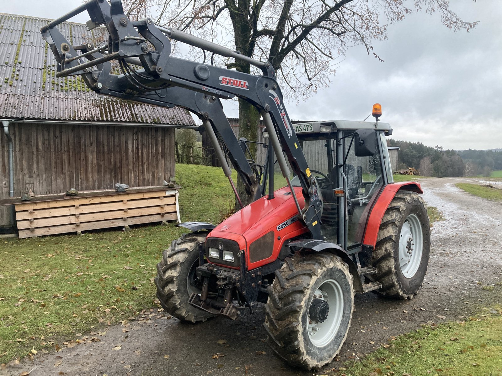 Traktor tip Massey Ferguson 4255, Gebrauchtmaschine in Bodenwöhr/ Taxöldern (Poză 2)