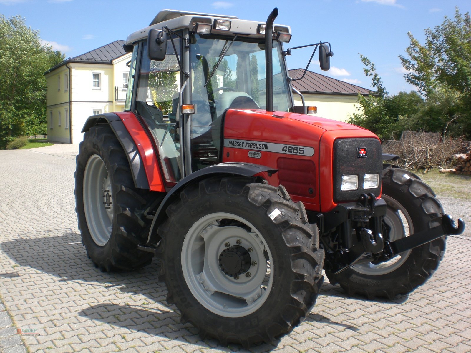 Traktor типа Massey Ferguson 4255, Gebrauchtmaschine в Tittling (Фотография 2)