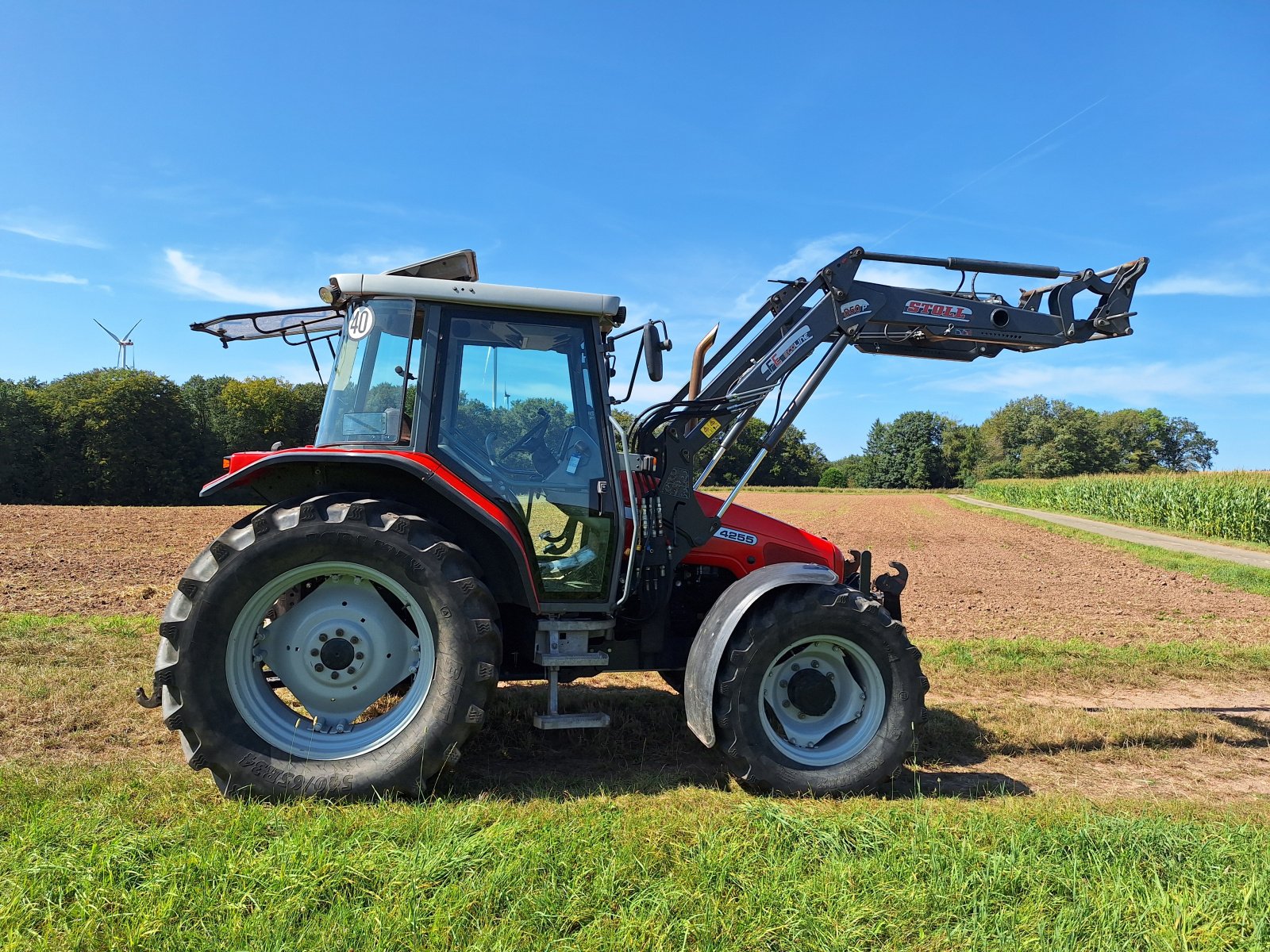 Traktor of the type Massey Ferguson 4255, Gebrauchtmaschine in Mittelbrunn (Picture 3)