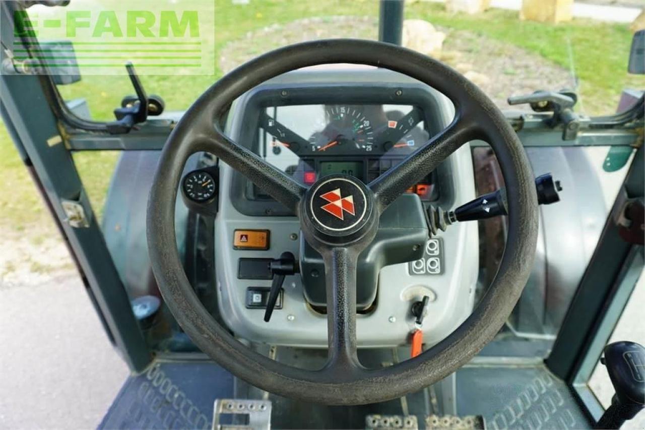 Traktor typu Massey Ferguson 4270-4 kl, Gebrauchtmaschine w Korneuburg (Zdjęcie 8)