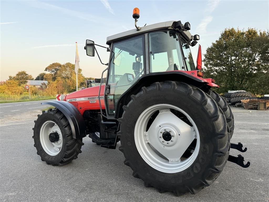 Traktor of the type Massey Ferguson 4270 KUN 3700 TIMER OG 40KMT!, Gebrauchtmaschine in Nørager (Picture 5)