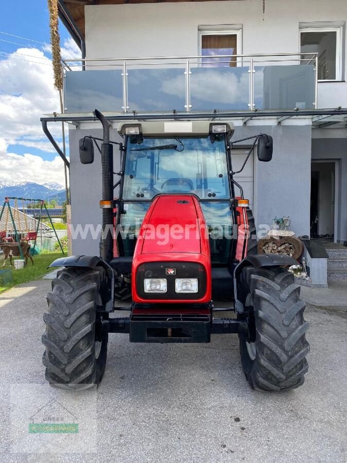 Traktor tipa Massey Ferguson 4325, Gebrauchtmaschine u Schlitters (Slika 1)