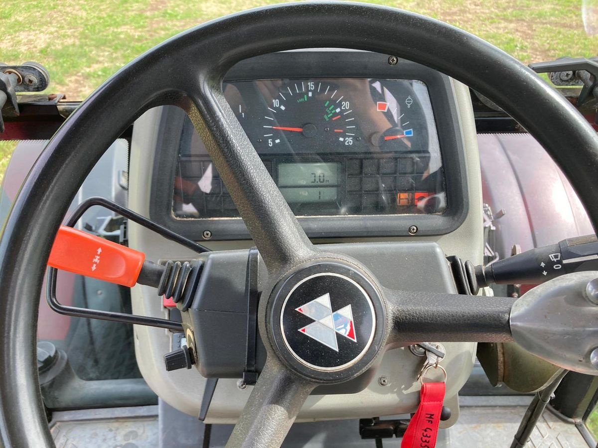 Traktor van het type Massey Ferguson 4335-4 LP/HV/KL, Gebrauchtmaschine in NATTERNBACH (Foto 12)