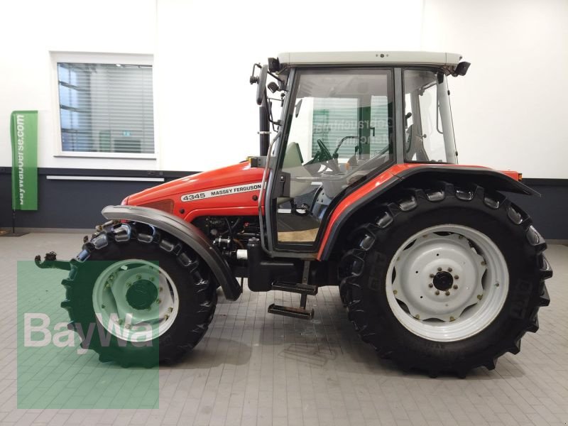 Traktor des Typs Massey Ferguson 4345, Gebrauchtmaschine in Manching (Bild 10)