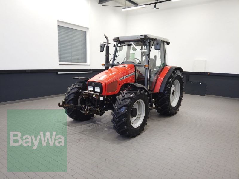 Traktor des Typs Massey Ferguson 4345, Gebrauchtmaschine in Manching (Bild 11)