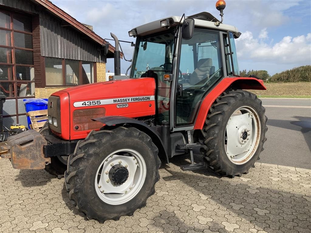 Traktor a típus Massey Ferguson 4355 Power Shuttle 24-24 "KUN 1975 TIMER", Gebrauchtmaschine ekkor: Løkken (Kép 2)