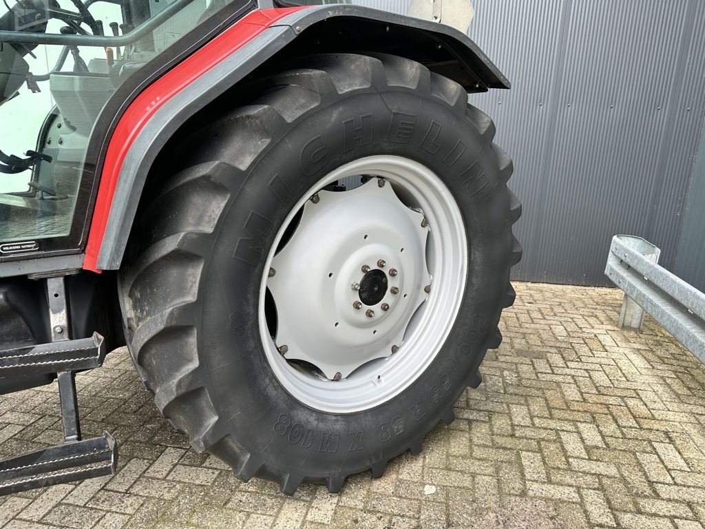 Traktor del tipo Massey Ferguson 4355 STEEP-NOSE, Gebrauchtmaschine en MARIENHEEM (Imagen 9)