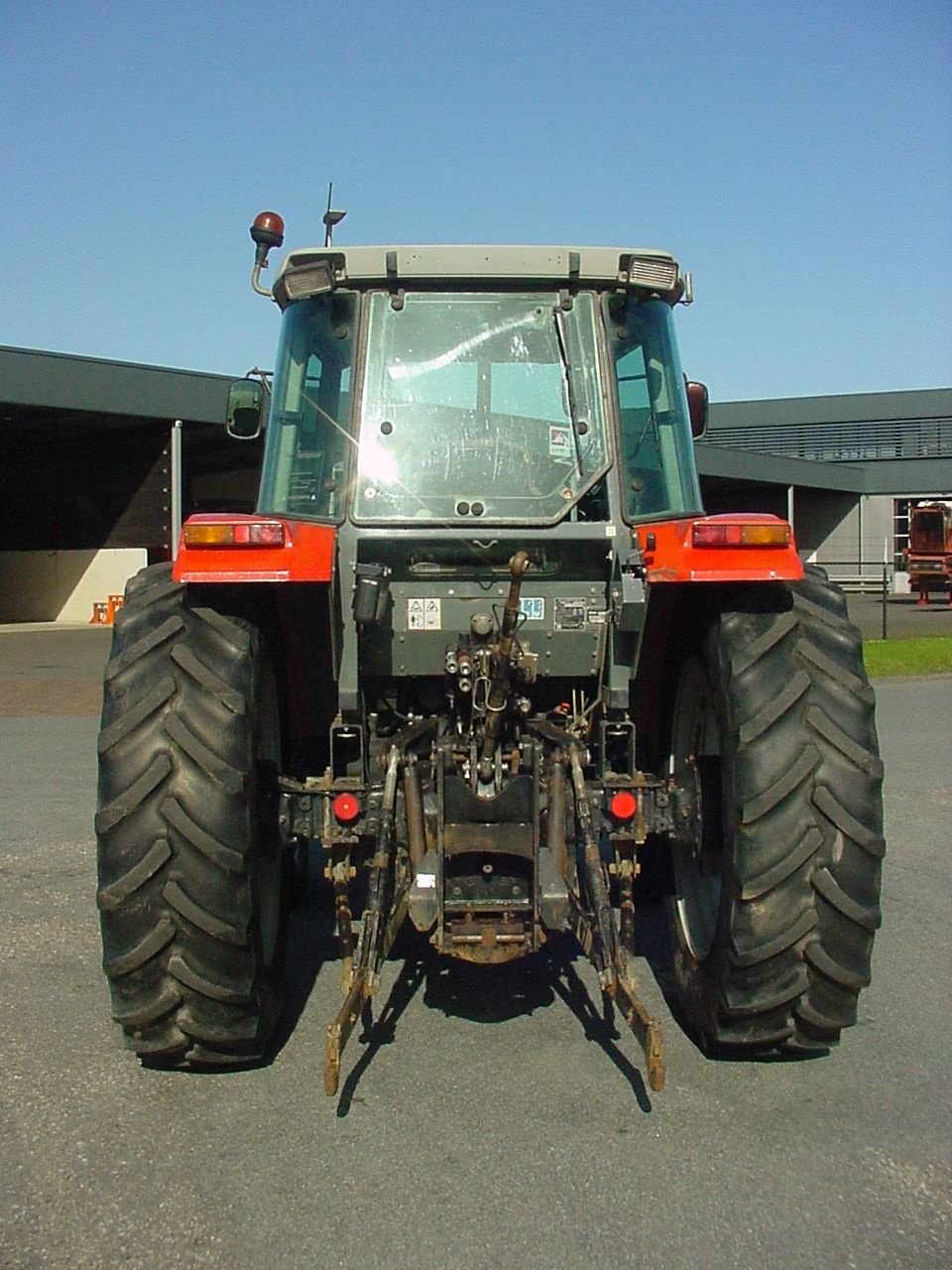 Traktor typu Massey Ferguson 4355, Gebrauchtmaschine w Wieringerwerf (Zdjęcie 3)