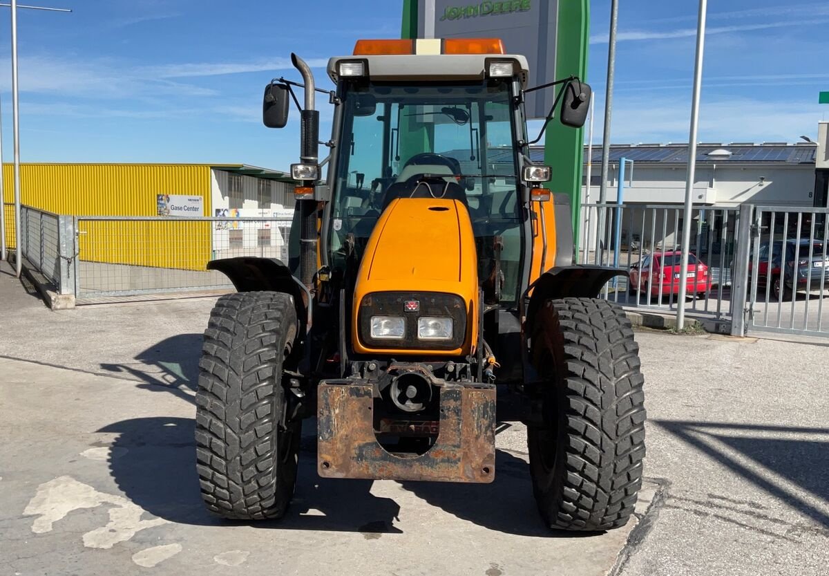 Traktor van het type Massey Ferguson 4355, Gebrauchtmaschine in Zwettl (Foto 9)