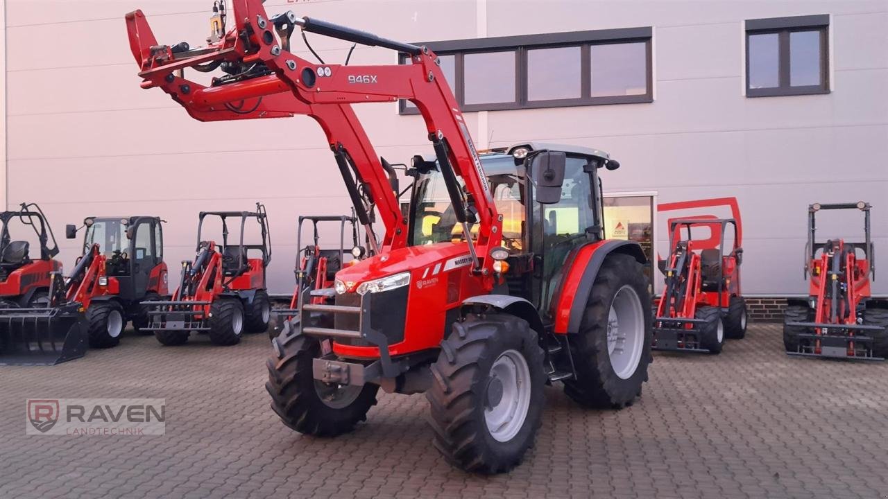 Traktor a típus Massey Ferguson 4707 Essetial, Gebrauchtmaschine ekkor: Sulingen (Kép 1)