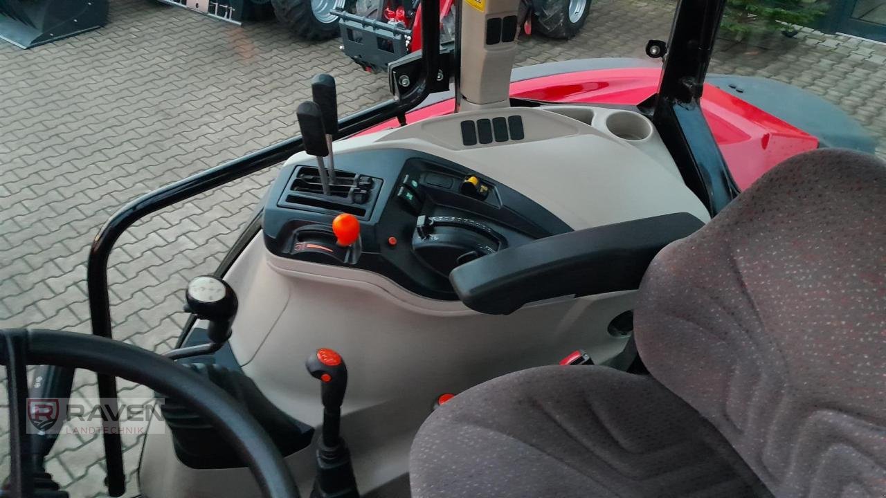 Traktor a típus Massey Ferguson 4707 Essetial, Gebrauchtmaschine ekkor: Sulingen (Kép 10)