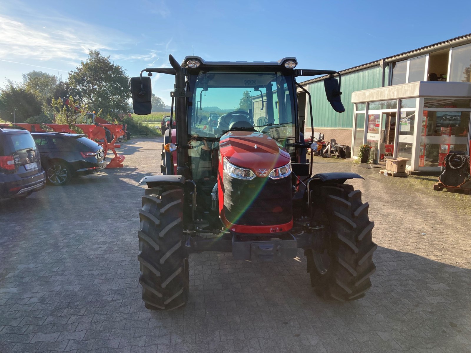 Traktor типа Massey Ferguson 4708 M Cab Essential, Gebrauchtmaschine в Trendelburg (Фотография 2)