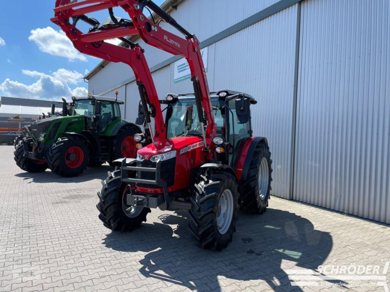 Traktor типа Massey Ferguson 4708 M CAB ESSENTIAL, Neumaschine в Wildeshausen (Фотография 5)