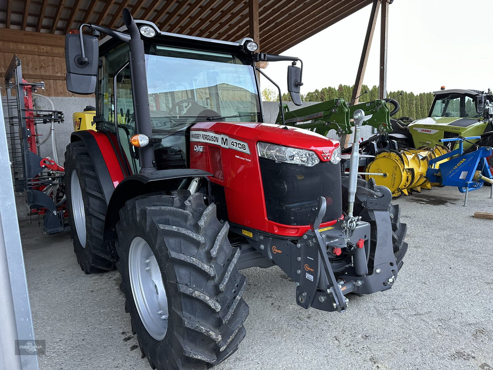 Traktor типа Massey Ferguson 4708 M Dyna 2, Gebrauchtmaschine в Rankweil (Фотография 4)