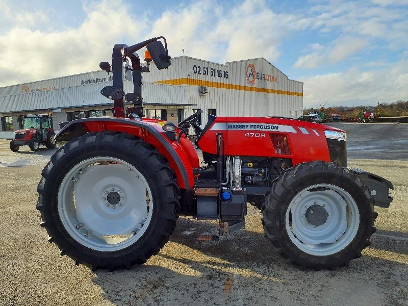 Traktor of the type Massey Ferguson 4708, Gebrauchtmaschine in ANTIGNY (Picture 1)